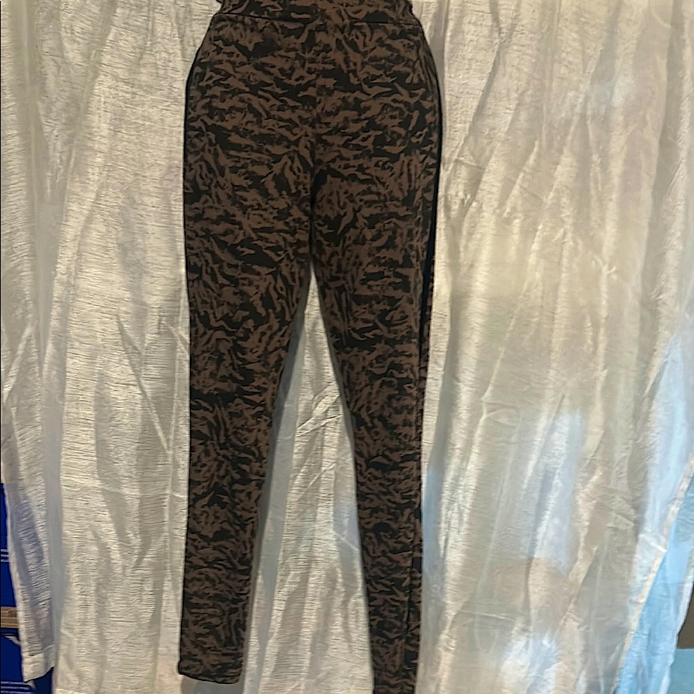 Anna & Ava Brown and Black Animal Print Joggers